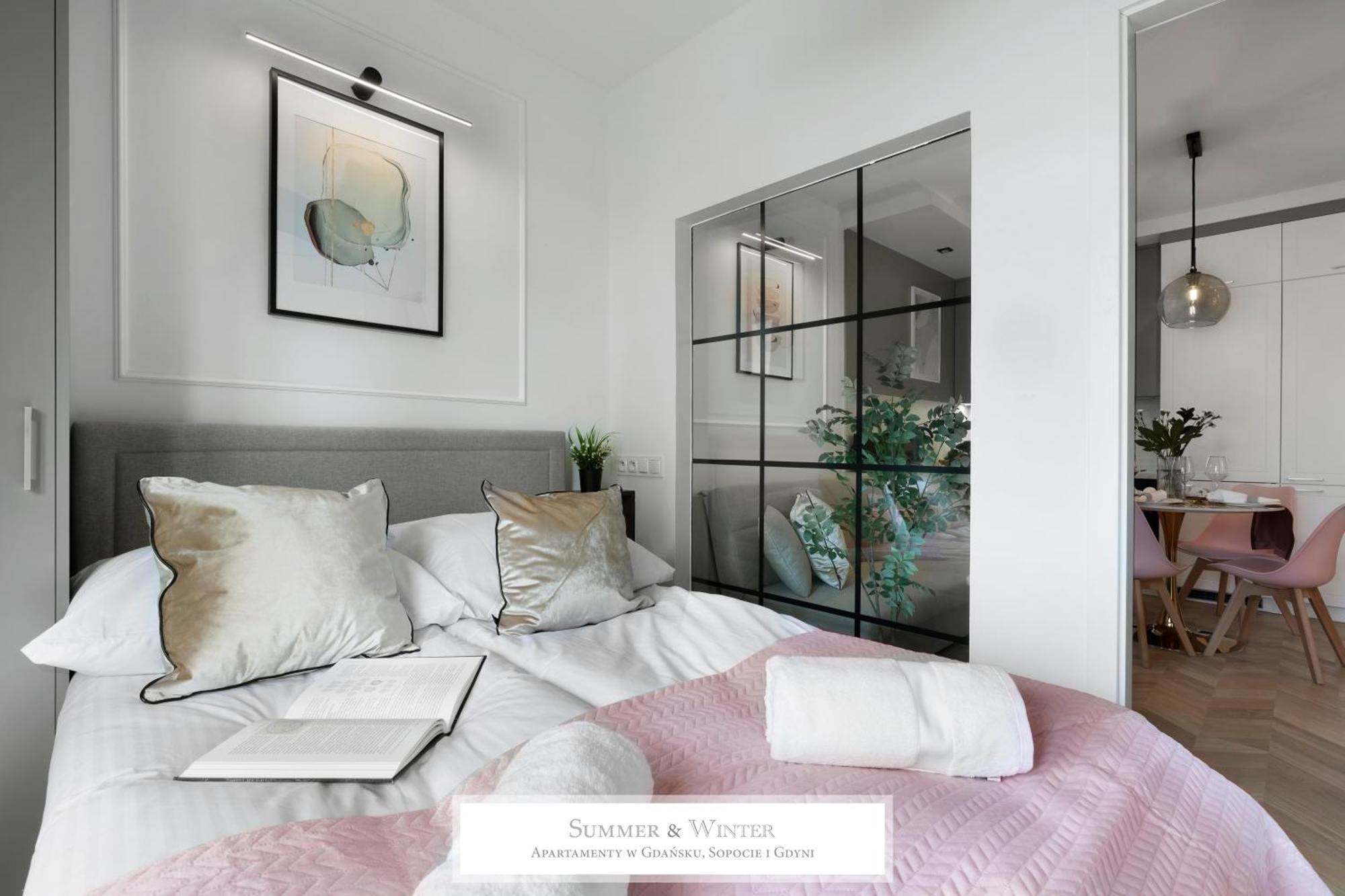 4 Stars, New Luxury Butterfly & Bike Apartments, Gdynia Orlowo, 15 Wyposazonych Mieszkan, Z Sypialnia, Winda I Platnym Parkingiem, Wysoki Standard Summerwinter, Blisko Molo Orlowo, Drog Rowerowych, Stadniny I Golf Park Екстер'єр фото
